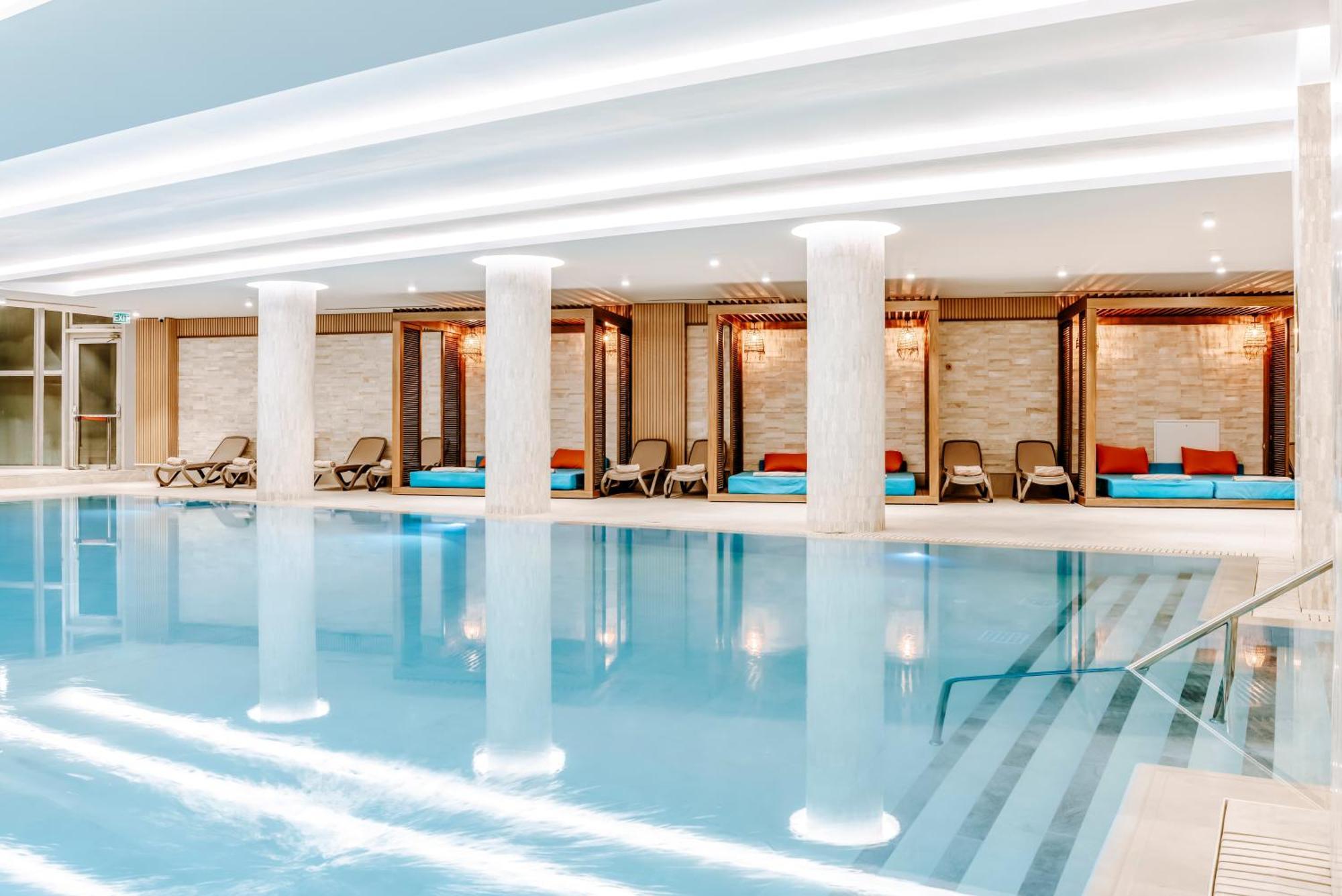 Concorde De Luxe Resort 5*